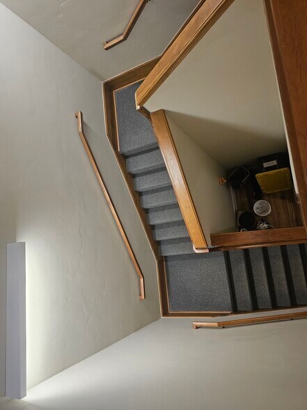 More Photos Of 2 S Main St, Coalville Loft Creative Space For Sale