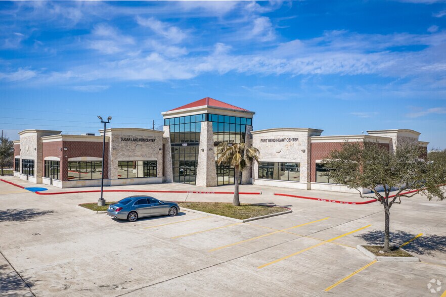 Primary Photo Of 13020 Dairy Ashford Rd, Sugar Land Medical For Lease