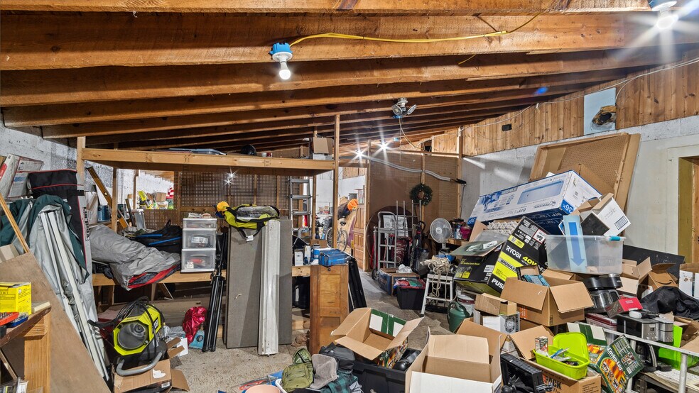 More Photos Of 300 W North Main St, Littleton General Retail For Sale