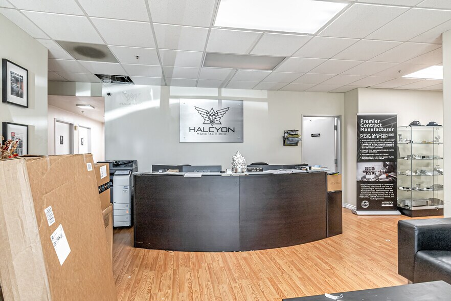 More Photos Of 633-651 Giguere Ct, San Jose Manufacturing For Sale