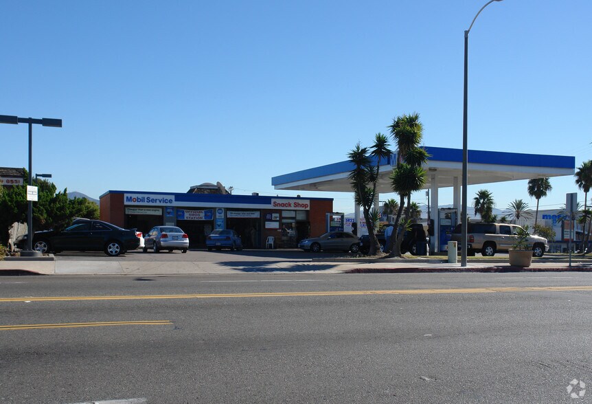 More Photos Of 2945 Highland Ave, National City Service Station For Lease