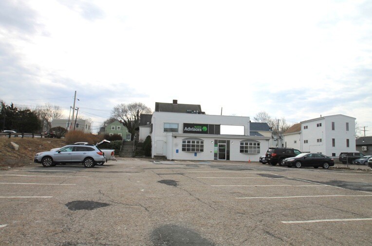 More Photos Of 259 Washington St, Dedham Storefront For Sale