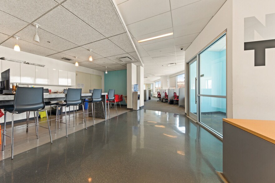 More Photos Of 530 W 166th St, New York Office For Lease