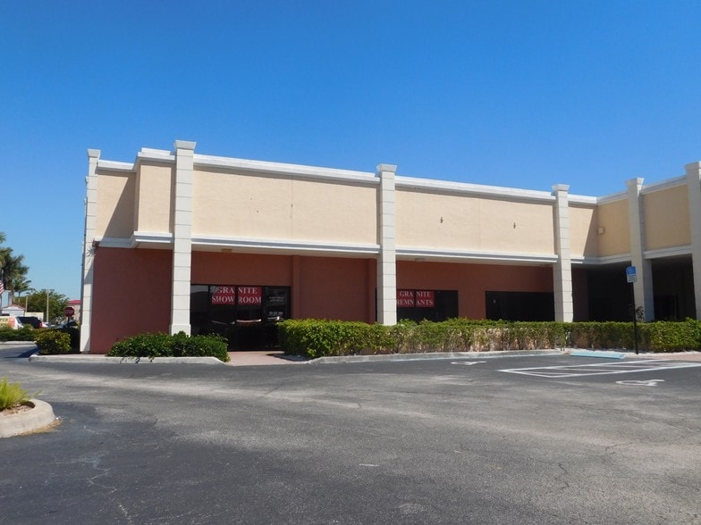 More Photos Of 3300 S Congress Ave, Boynton Beach Showroom For Lease