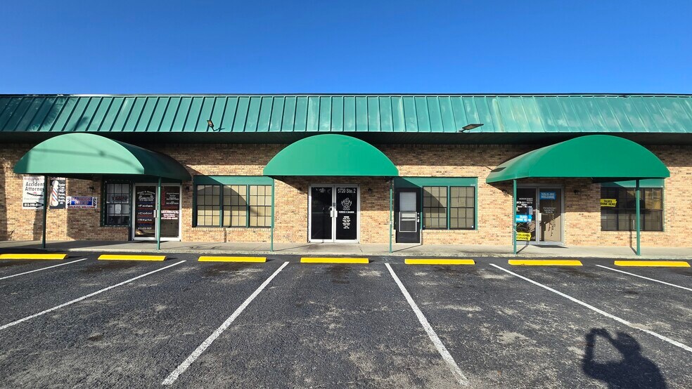 More Photos Of 5720 Gall Blvd, Zephyrhills Office For Lease