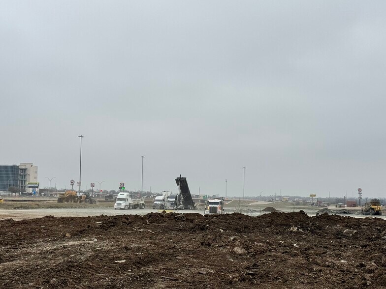 More Photos Of 2235 N Interstate 35, Gainesville Land For Sale