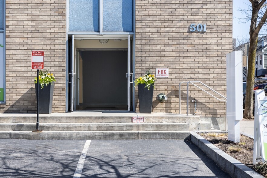 More Photos Of 501 Cambridge St, Cambridge Office For Lease