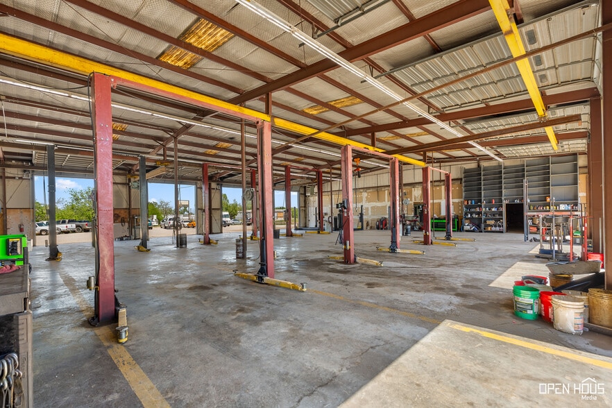 More Photos Of 1841 Mlk Jr Blvd, Wichita Falls Specialty For Sale