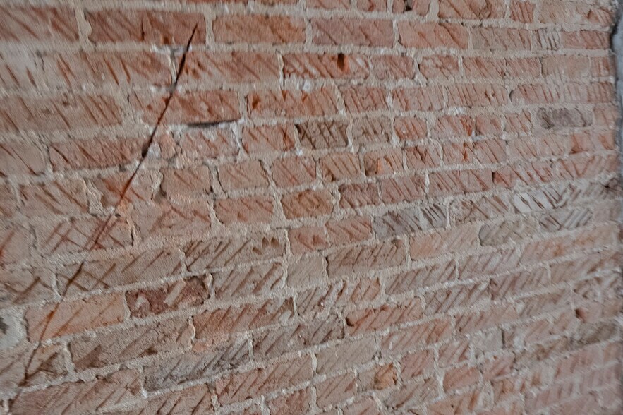 More Photos Of 104 E Alamo St, Brenham Storefront Retail Residential For Sale