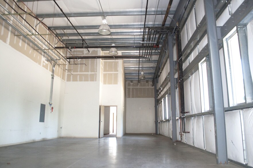 More Photos Of 1855 E Peckham Ln, Reno Flex For Sale