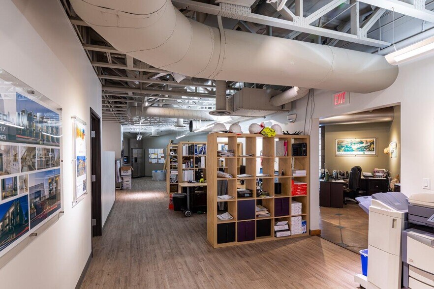 More Photos Of 7201 N Dreamy Draw Dr, Phoenix Loft Creative Space For Lease