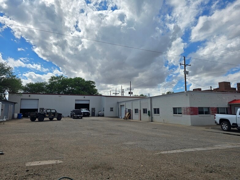More Photos Of 712 S Milam St, Amarillo Warehouse For Lease