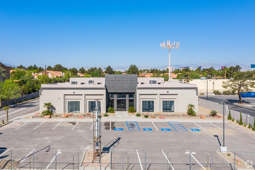 More Photos Of 4187 S Pecos Rd, Las Vegas Medical For Sale