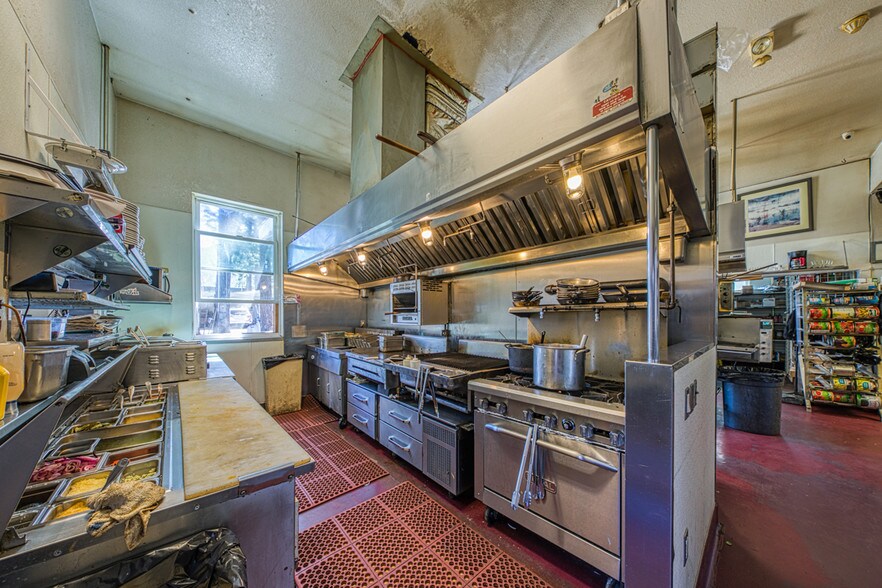 More Photos Of 3542 Lake Tahoe Blvd, South Lake Tahoe Restaurant For Sale