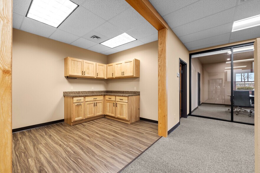 More Photos Of 102 Cooperative Way, Kalispell Office For Sale