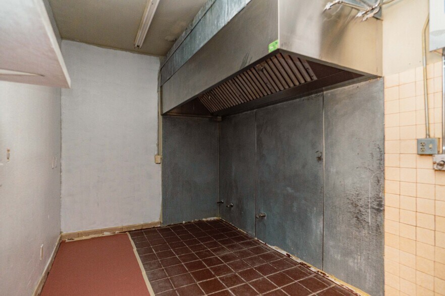 More Photos Of 2317 Blossom St, Dos Palos Restaurant For Sale