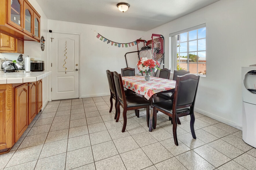 More Photos Of 12725 Barlin Ave, Downey Apartments For Sale