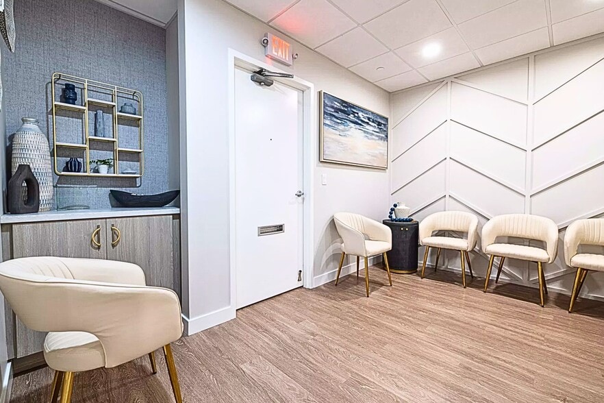 More Photos Of 1817 Black Rock Tpke, Fairfield Medical For Sale