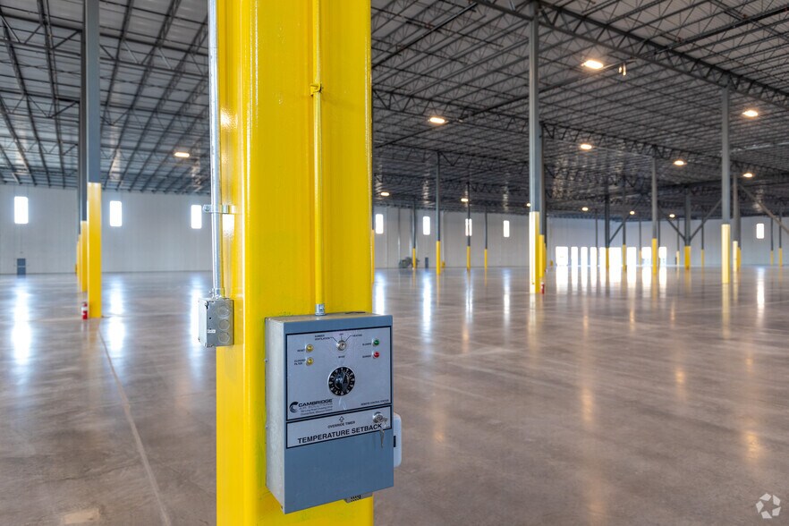 More Photos Of 40 Enterprise Ave, Lawrence Township Distribution For Lease