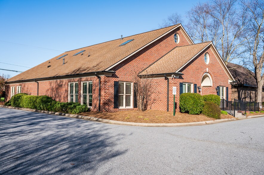 More Photos Of 219 Le Phillip Ct, Concord Medical For Lease