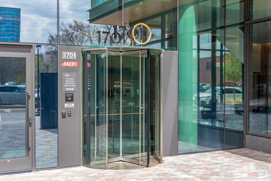 More Photos Of 1701 Platte St, Denver Office For Lease