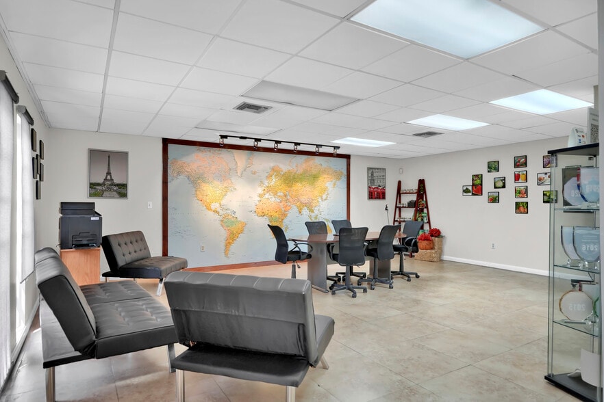 More Photos Of 3317-3347 NW 74th St, Miami Warehouse For Sale