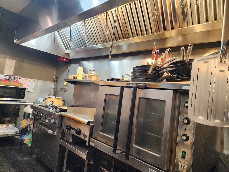 More Photos Of 66-437 Kamehameha Hwy, Haleiwa Storefront Retail Office For Lease