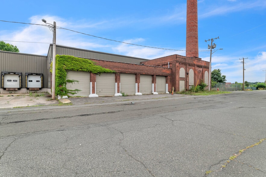 More Photos Of 12 Crescent St, Holyoke Industrial For Sale