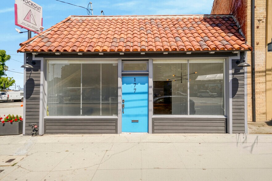 More Photos Of 177 Culver Blvd, Playa Del Rey Storefront For Lease
