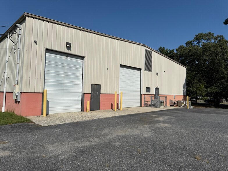 More Photos Of 2727 Fire Rd, Pleasantville Warehouse For Lease