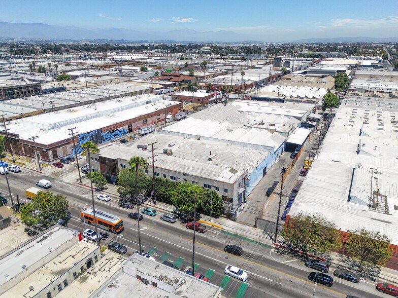 More Photos Of 6200 Avalon Blvd, Los Angeles Manufacturing For Sale
