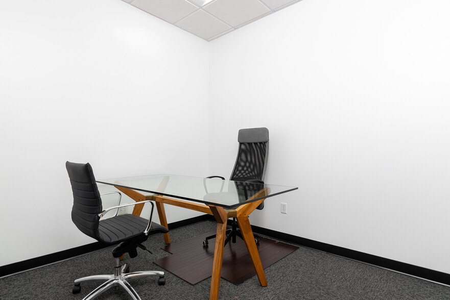 More Photos Of 6803 E Main St, Scottsdale Apartments For Sale