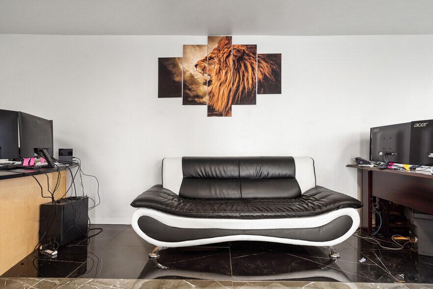 More Photos Of 1227 Deeds Ave, Dayton Warehouse For Lease