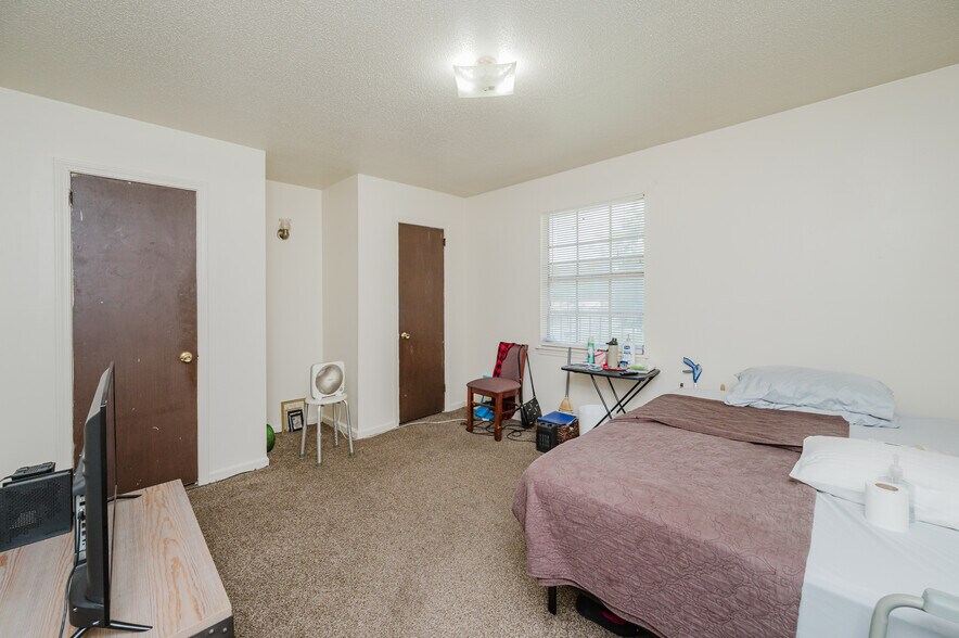 More Photos Of , Birmingham Multifamily For Sale