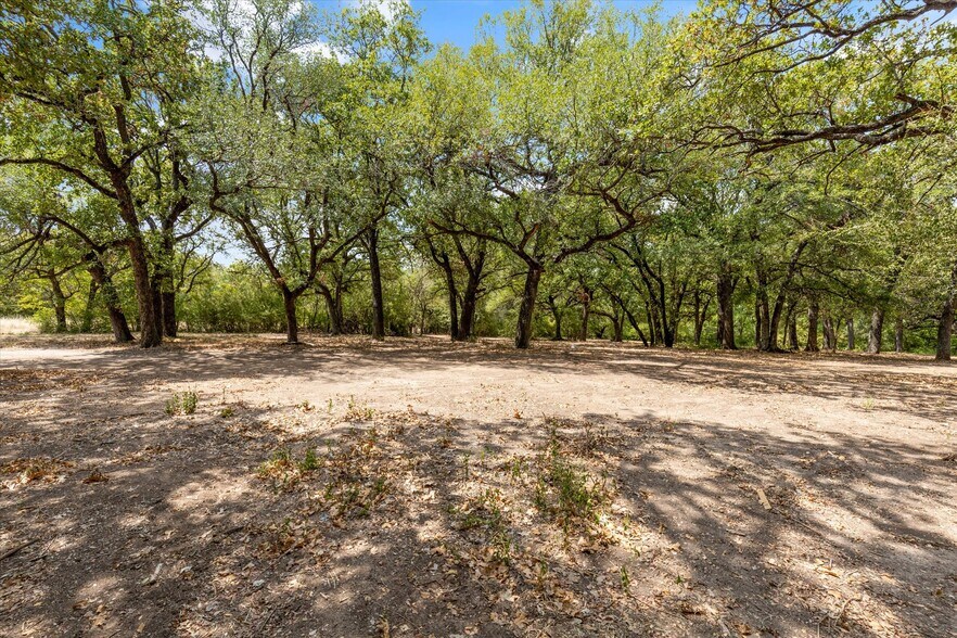 More Photos Of 9251 Jacksboro Hwy, Fort Worth Land For Sale