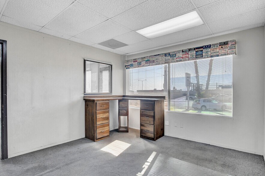 More Photos Of 707 Canyon Rd, Boulder City Warehouse For Sale