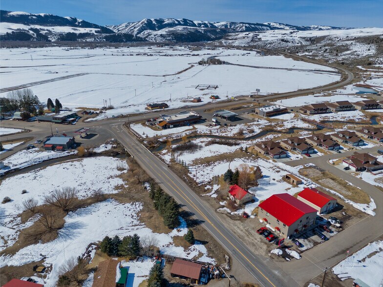 More Photos Of 23 Late September ln, Swan Valley Service For Sale