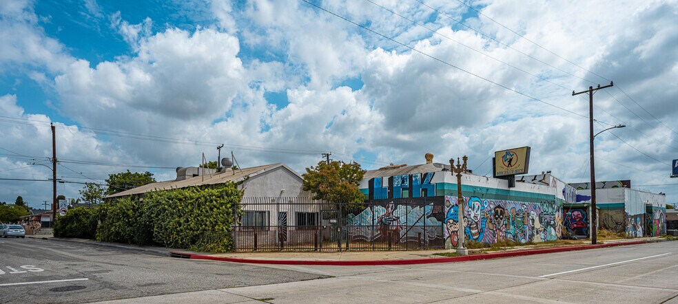 More Photos Of 4901 Telegraph Rd, East Los Angeles Flex For Sale
