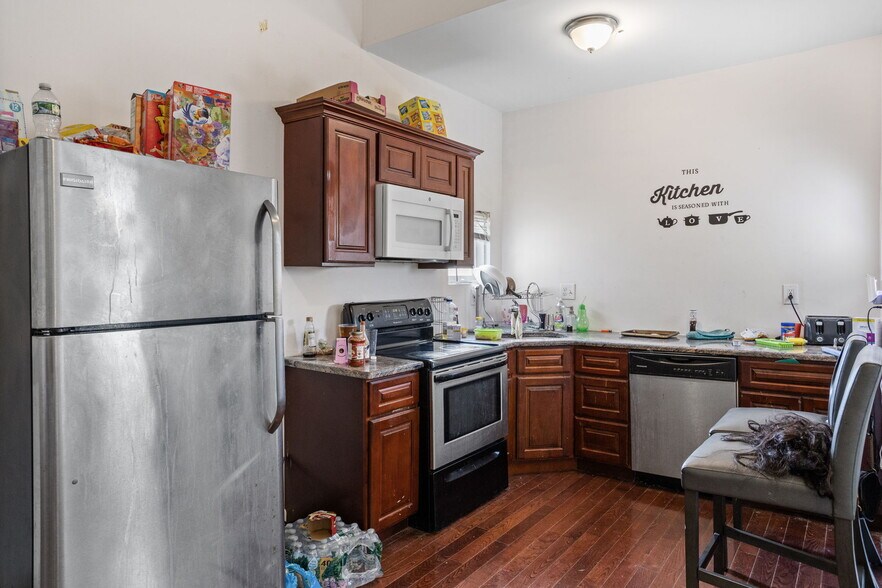 More Photos Of 3301-3303 N 16th St, Philadelphia Apartments For Sale