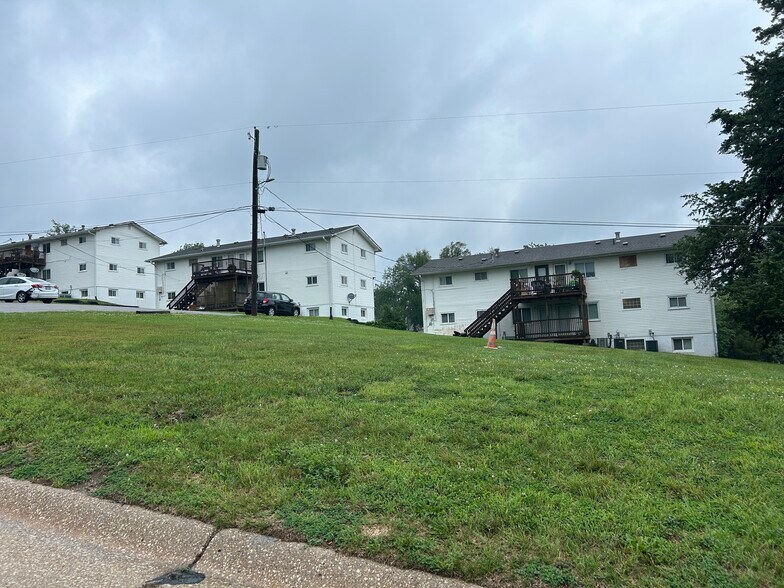 More Photos Of 1802-1806 Wayne St, Bellevue Apartments For Sale