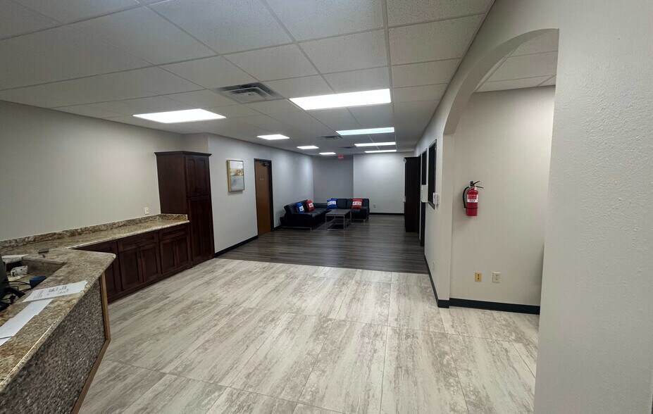 More Photos Of 2387 Midway Rd, Carrollton Flex For Lease