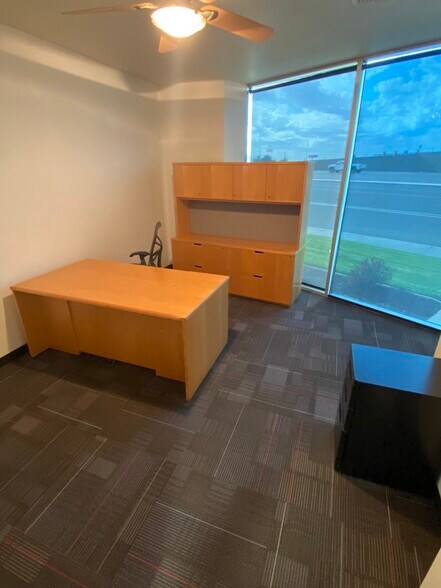 More Photos Of 4260 Sisk Rd, Modesto Office For Sale