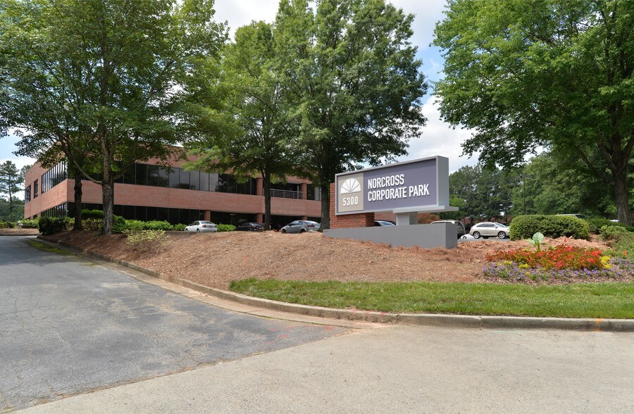 More Photos Of 5300 Oakbrook Pky, Norcross Unknown For Lease