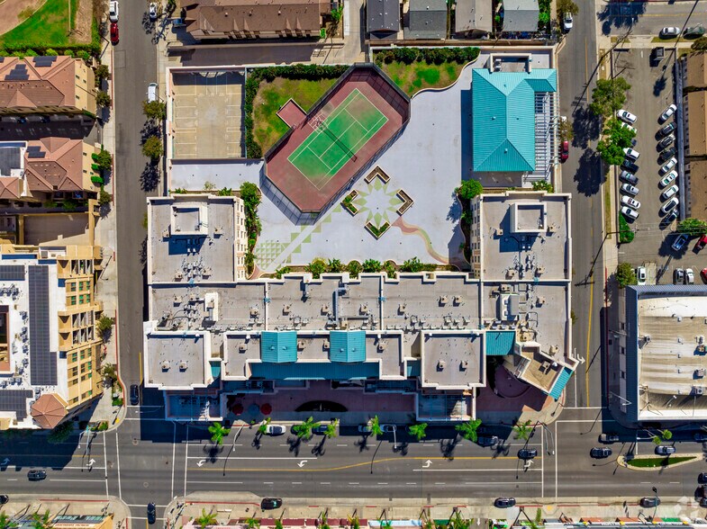 More Photos Of 500-580 W Main St, Alhambra Apartments For Lease