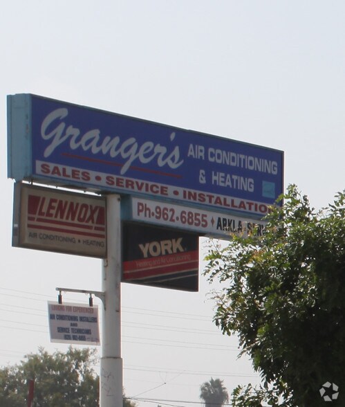 More Photos Of 16336 Arrow Hwy, Irwindale Service For Sale