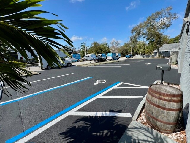 More Photos Of 211 14th St N, Saint Petersburg Light Manufacturing For Sale