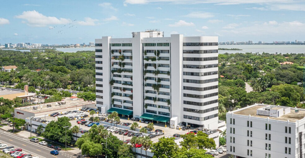 More Photos Of 4770 Biscayne Blvd, Miami Office For Sale