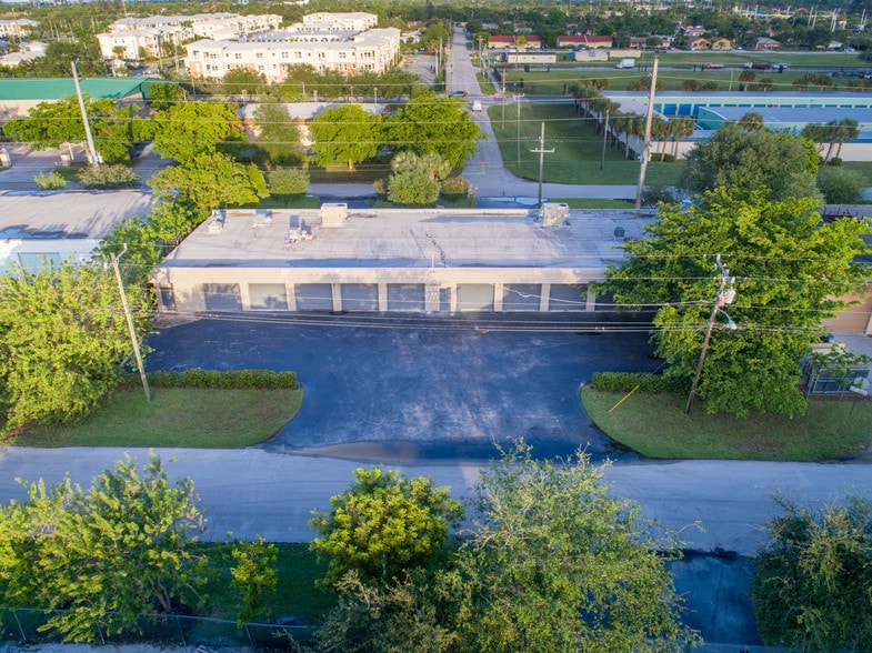 More Photos Of 800 SW 15th Ave, Delray Beach Warehouse For Sale