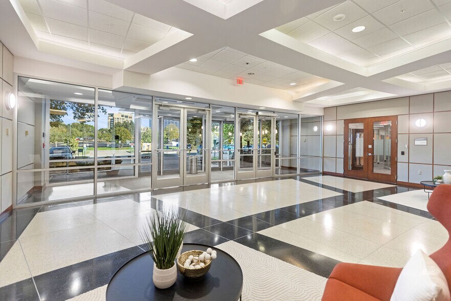 More Photos Of 5850 Opus Pky, Minnetonka Office For Lease