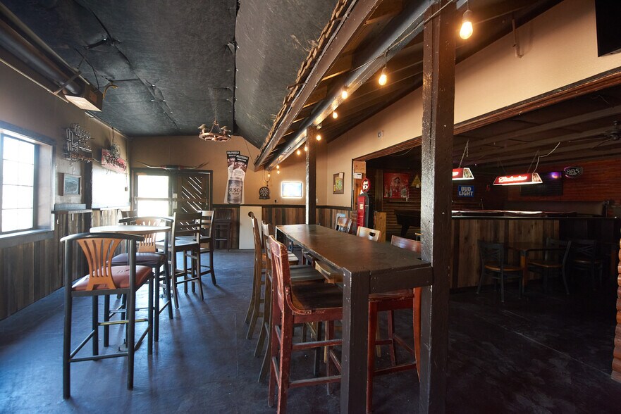 More Photos Of 3841 Hamner Ave, Norco Bar For Sale